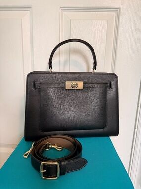 Coach Lane Carryall Black Pebbled Leather Top Handle Bag Turn Lock Gold Hardware